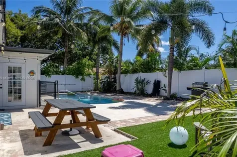 1116 SE 13th Court Deerfield Beach FL 33441
