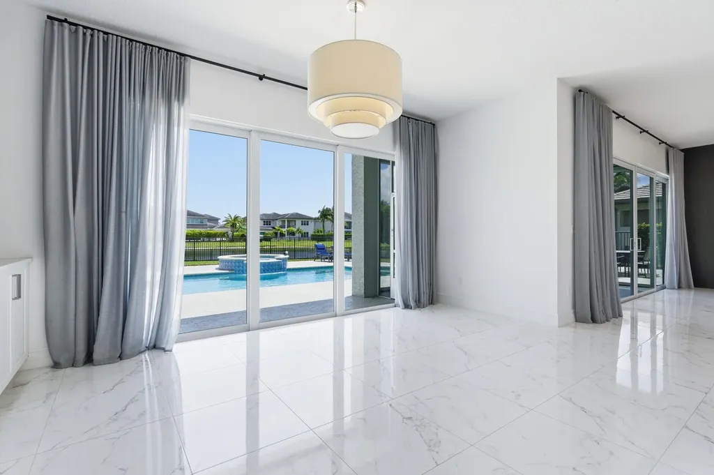 11823 Windy Forest Way Boca Raton FL 33498