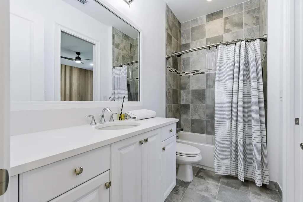 11823 Windy Forest Way Boca Raton FL 33498