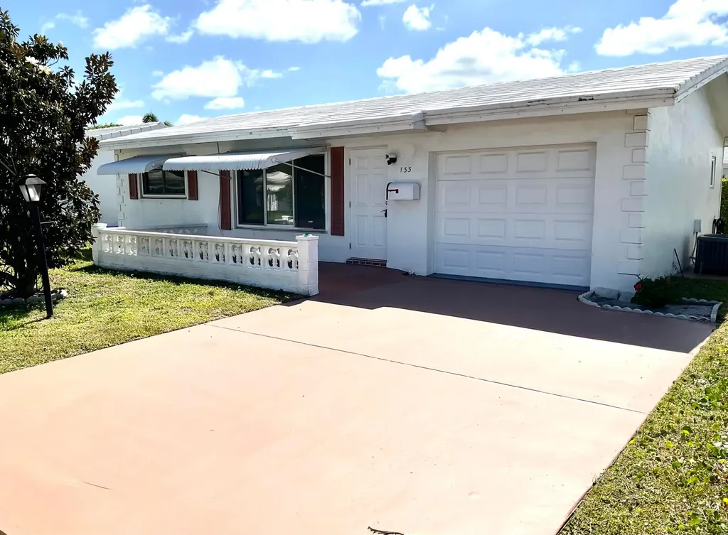 133 NW 10th Court Boynton Beach FL 33426