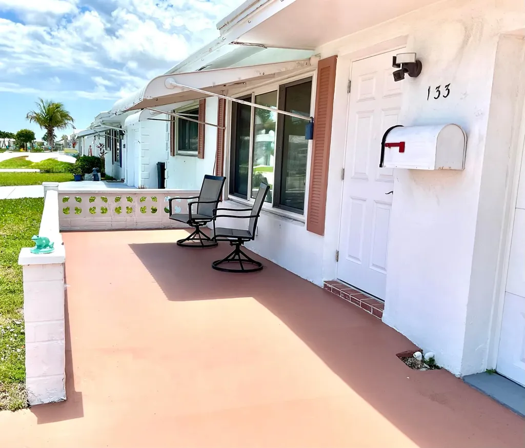 133 NW 10th Court Boynton Beach FL 33426