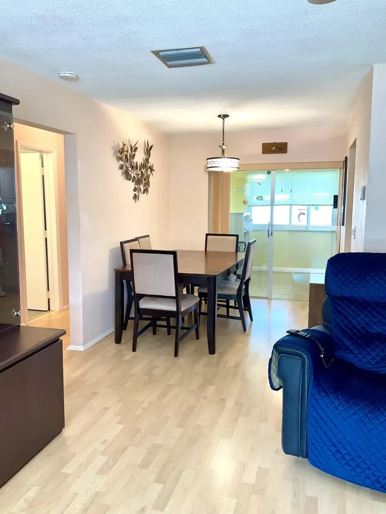 133 NW 10th Court Boynton Beach FL 33426