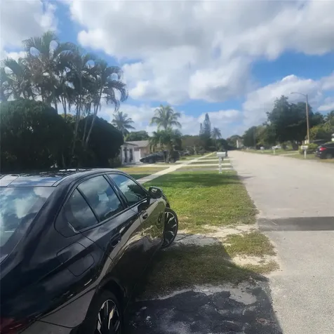 7800 SW 9th Street North Lauderdale FL 33068