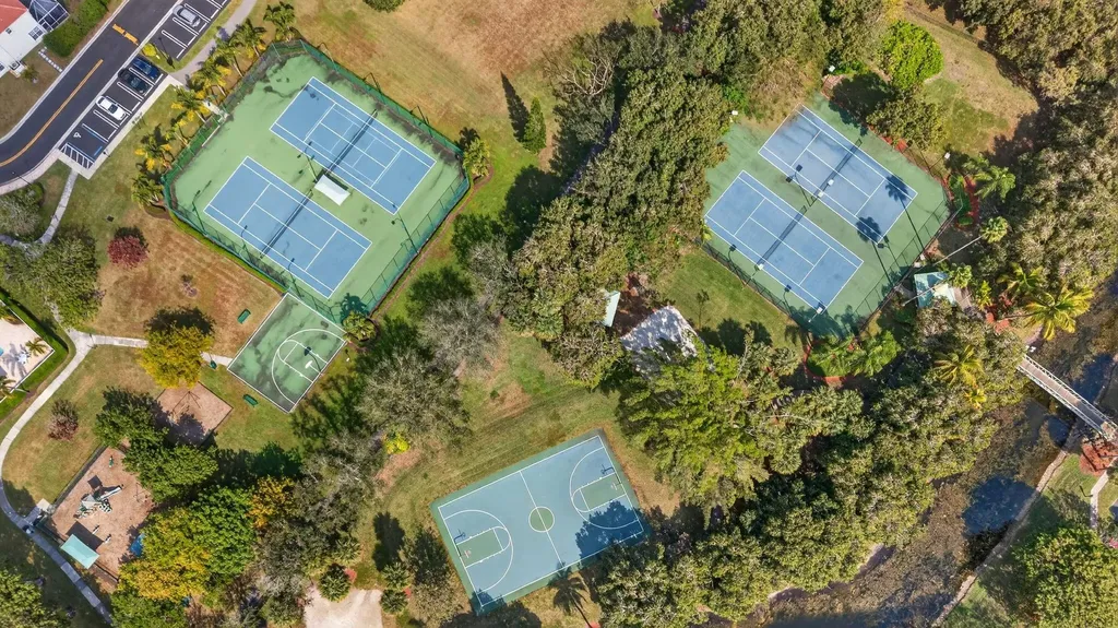 1055 NW 117th Avenue Coral Springs FL 33071