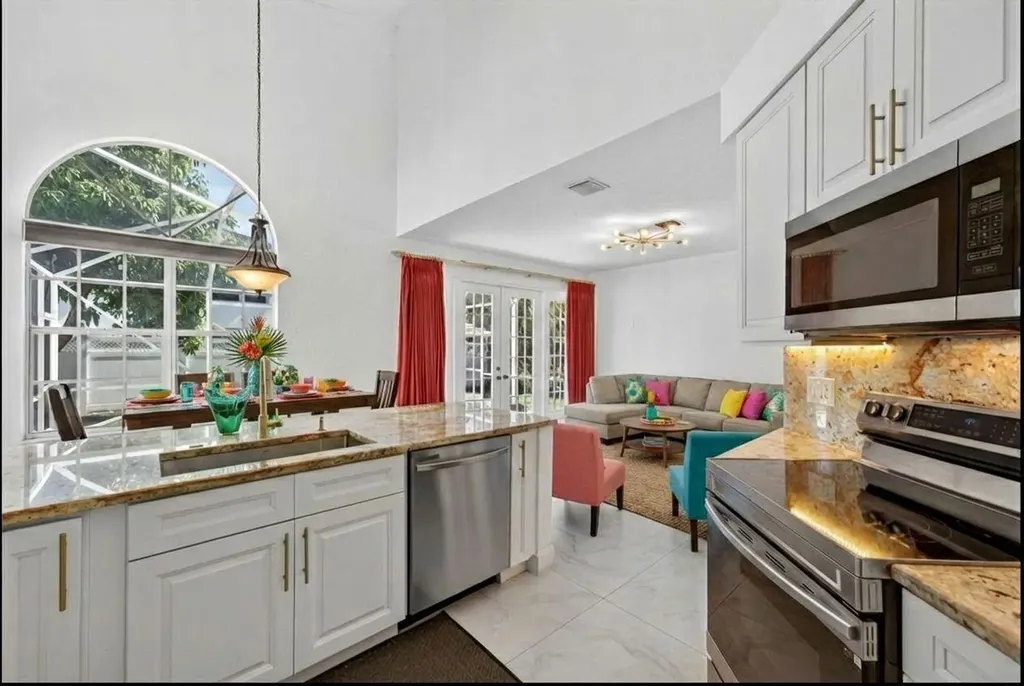 1055 NW 117th Avenue Coral Springs FL 33071