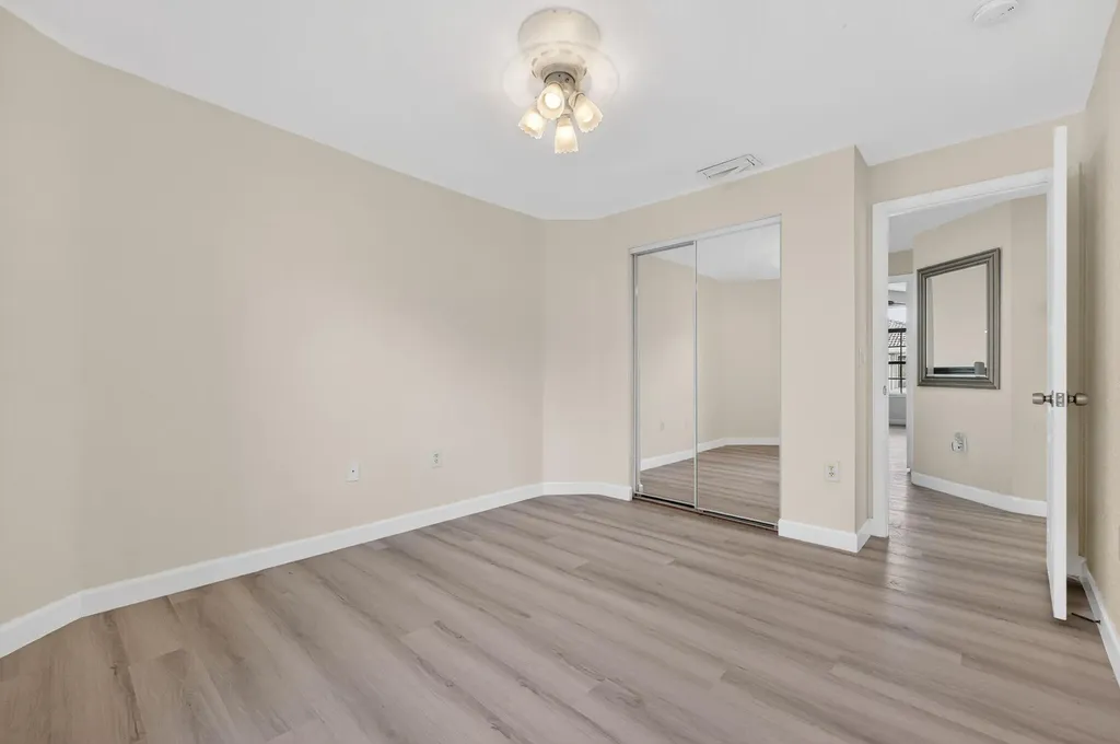 1055 NW 117th Avenue Coral Springs FL 33071