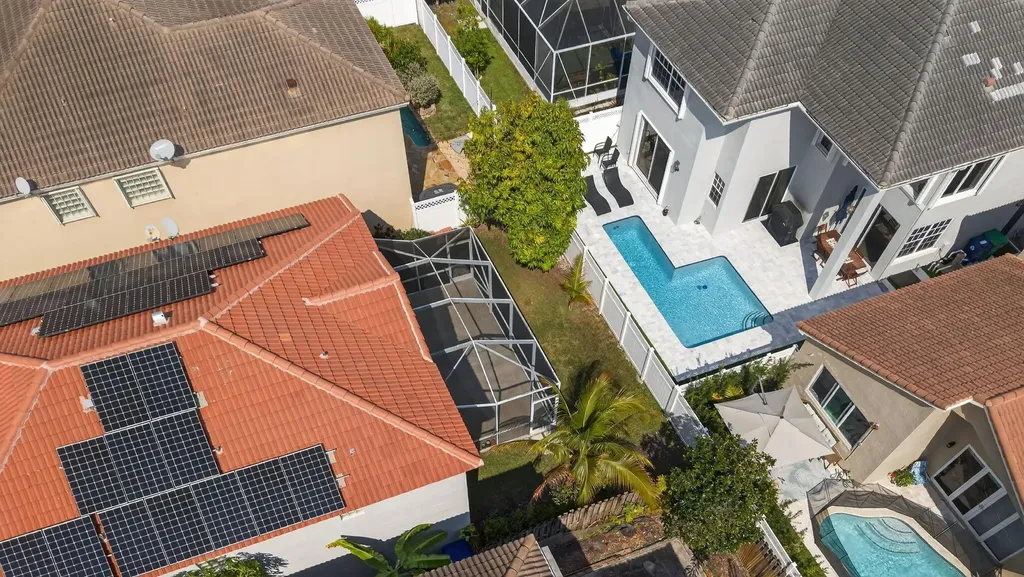 1055 NW 117th Avenue Coral Springs FL 33071