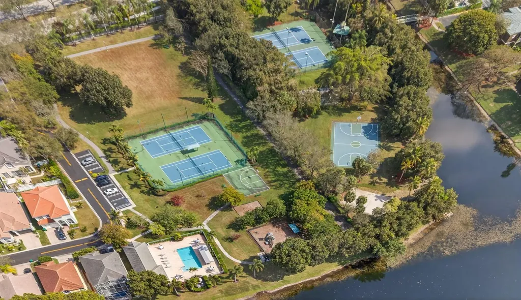 1055 NW 117th Avenue Coral Springs FL 33071