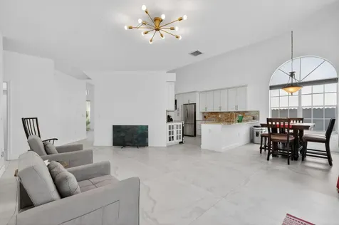 1055 NW 117th Avenue Coral Springs FL 33071