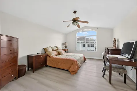 1055 NW 117th Avenue Coral Springs FL 33071
