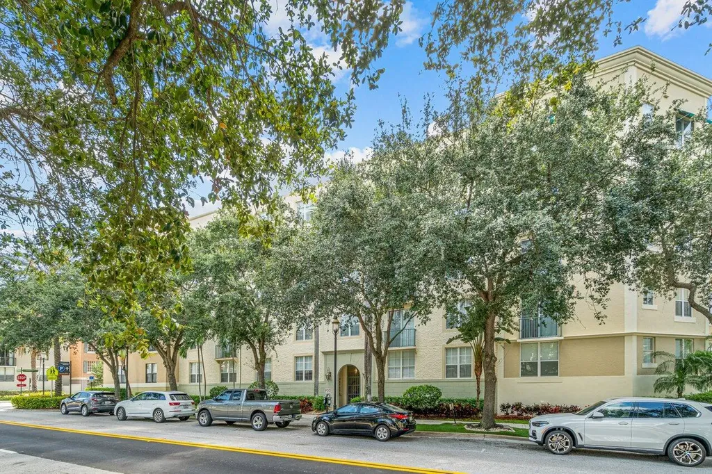 630 S Sapodilla Avenue West Palm Beach FL 33401