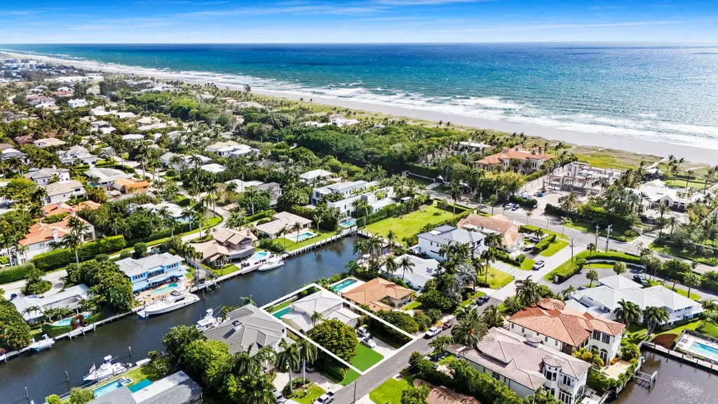 1027 Lewis Cove Delray Beach FL 33483