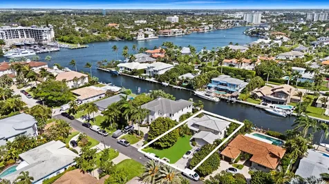1027 Lewis Cove Delray Beach FL 33483