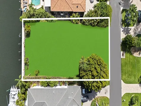 1027 Lewis Cove Delray Beach FL 33483