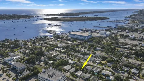 157 E 25th Street Riviera Beach FL 33404