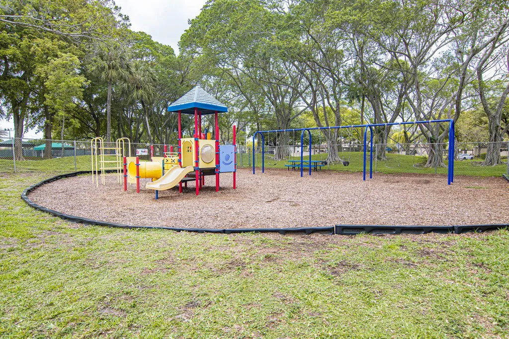 2202 S Cypress Bend Drive Pompano Beach FL 33069