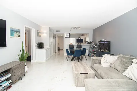 2202 S Cypress Bend Drive Pompano Beach FL 33069
