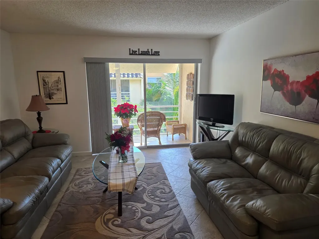 959 SE 2nd Avenue Deerfield Beach FL 33441