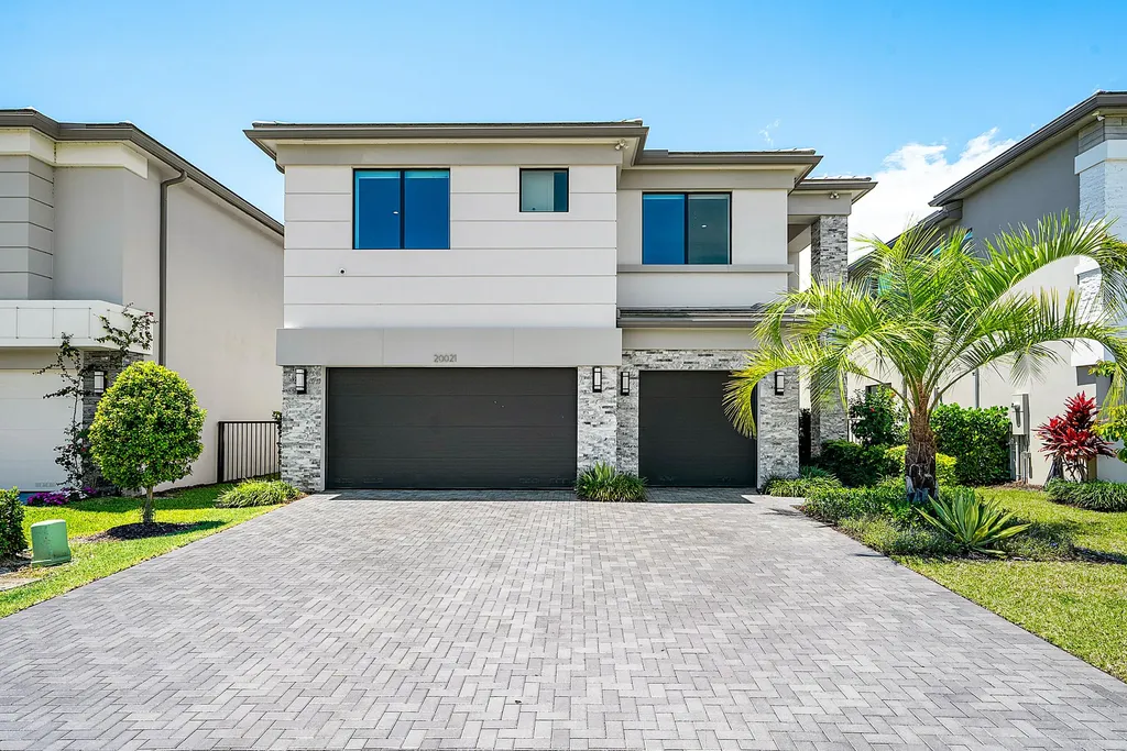 20021 Hirono Lane Boca Raton FL 33434