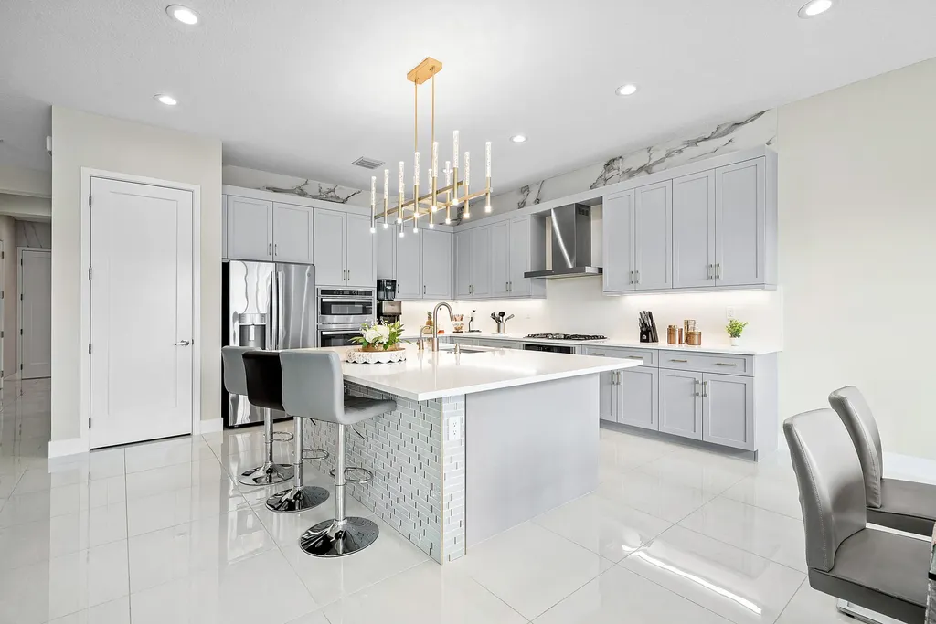 20021 Hirono Lane Boca Raton FL 33434