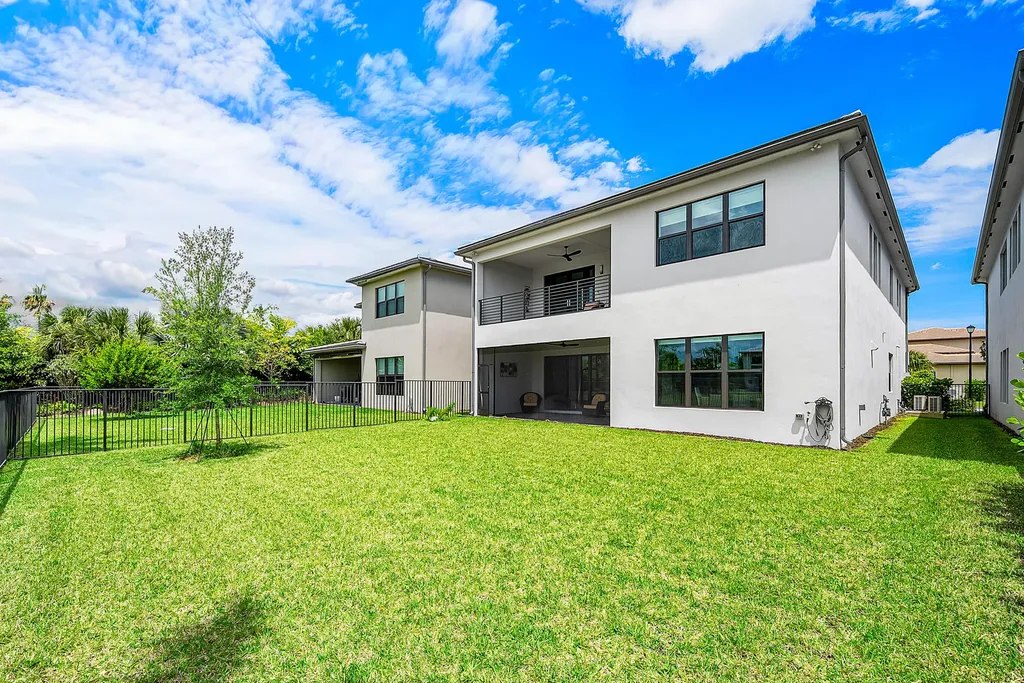 20021 Hirono Lane Boca Raton FL 33434