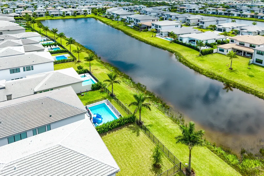 20021 Hirono Lane Boca Raton FL 33434