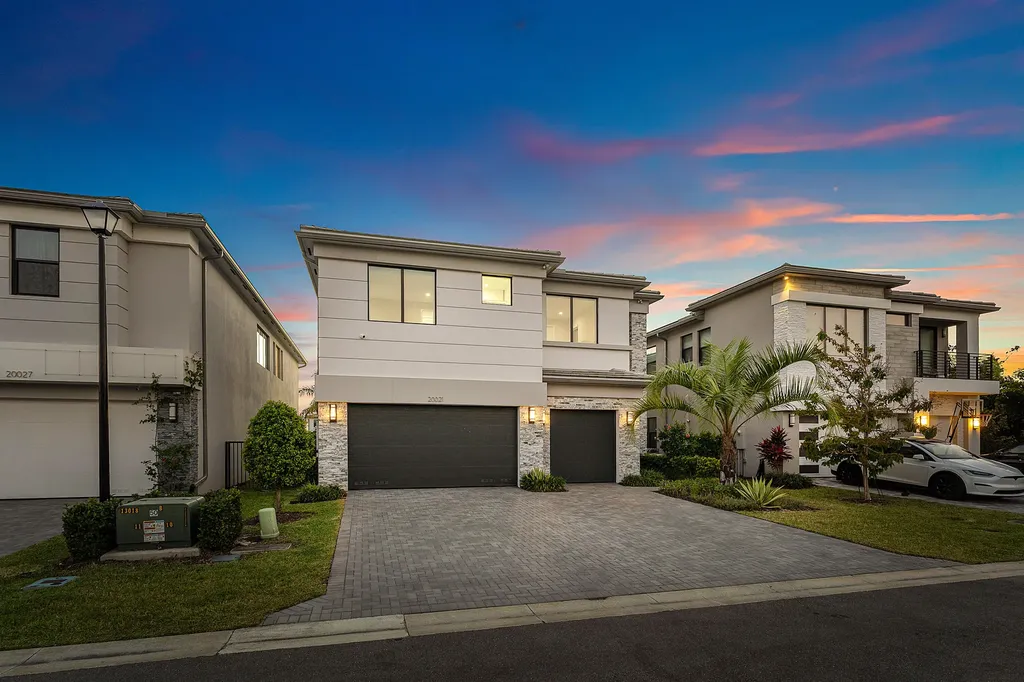 20021 Hirono Lane Boca Raton FL 33434