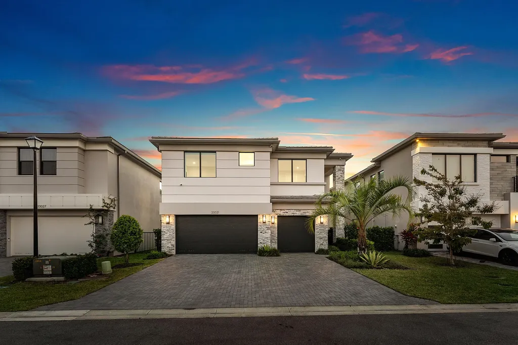 20021 Hirono Lane Boca Raton FL 33434