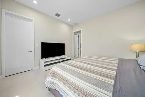 20021 Hirono Lane Boca Raton FL 33434