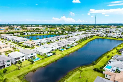 20021 Hirono Lane Boca Raton FL 33434