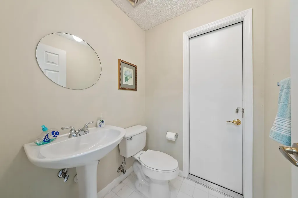 6206 Indian Forest Circle Lake Worth FL 33463