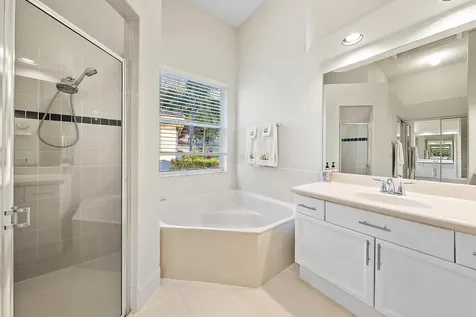 6206 Indian Forest Circle Lake Worth FL 33463