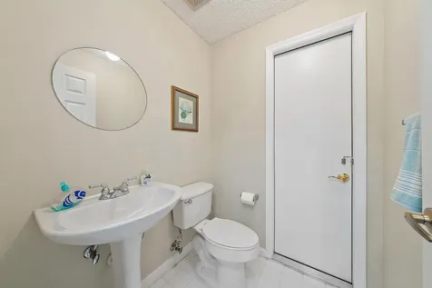 6206 Indian Forest Circle Lake Worth FL 33463