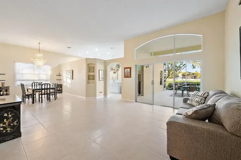 6206 Indian Forest Circle Lake Worth FL 33463