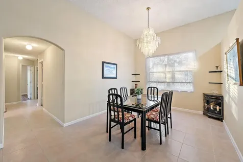 6206 Indian Forest Circle Lake Worth FL 33463