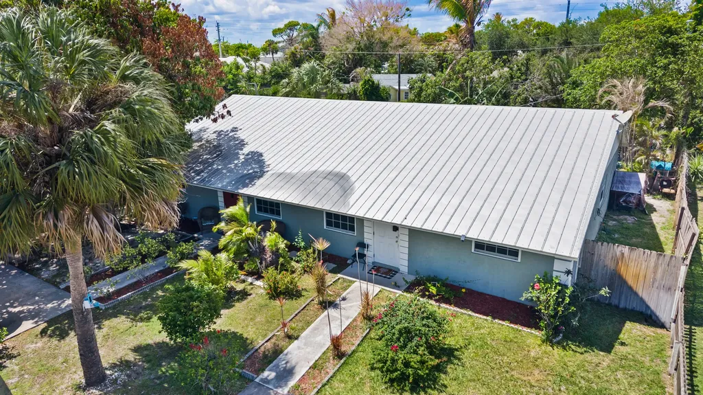 2705 SE Ellendale Street Stuart FL 34997