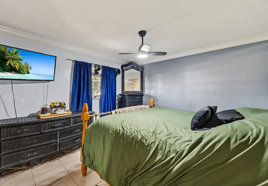 2705 SE Ellendale Street Stuart FL 34997