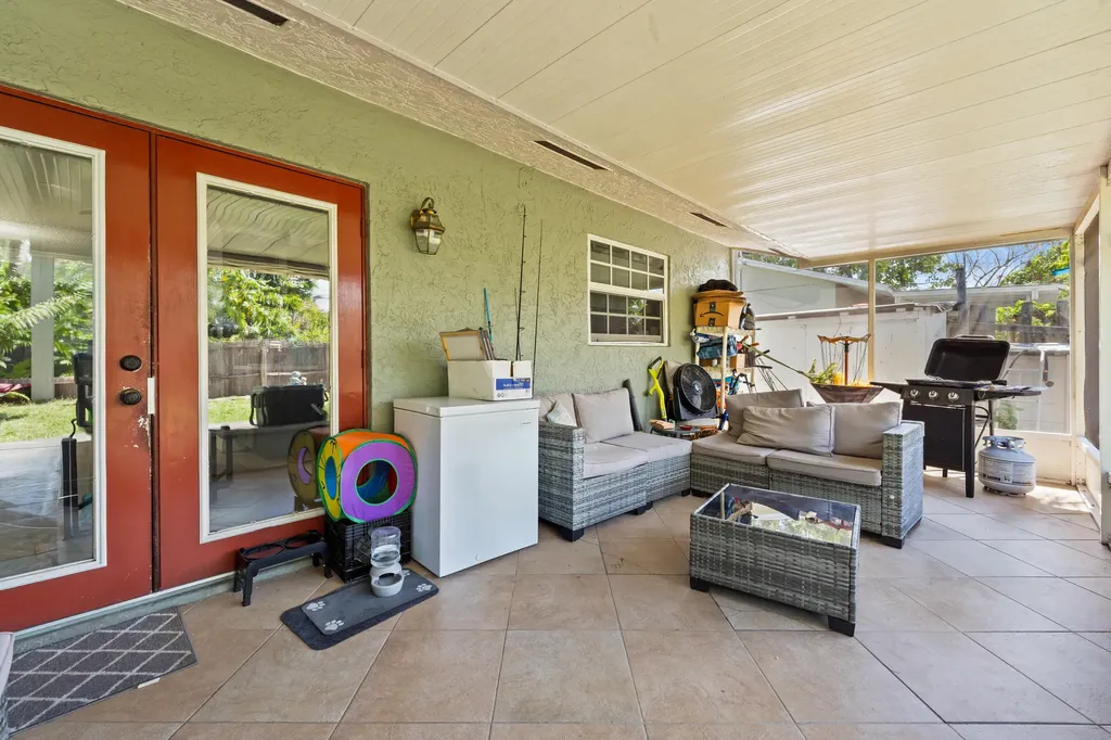 2705 SE Ellendale Street Stuart FL 34997
