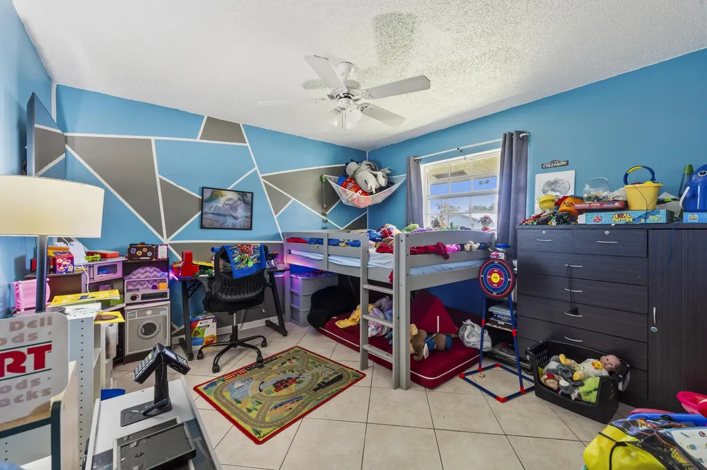2705 SE Ellendale Street Stuart FL 34997