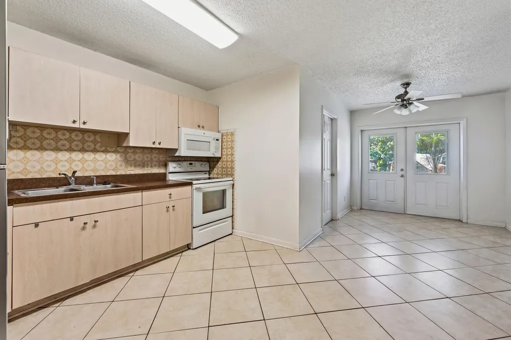 2705 SE Ellendale Street Stuart FL 34997