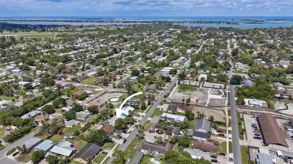 2705 SE Ellendale Street Stuart FL 34997