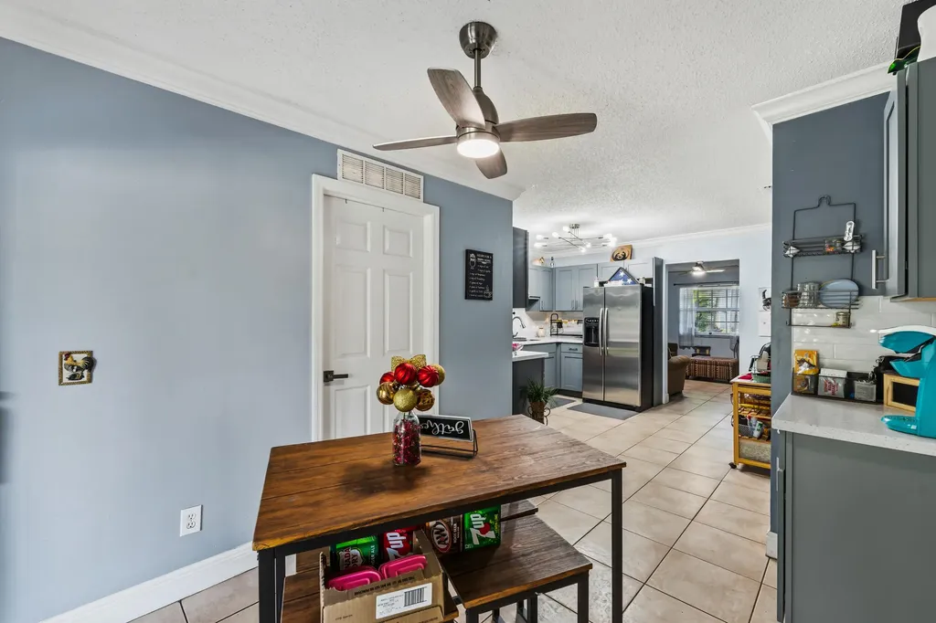 2705 SE Ellendale Street Stuart FL 34997