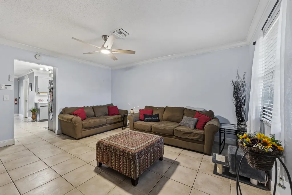 2705 SE Ellendale Street Stuart FL 34997
