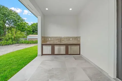 15449 Los Angeles Drive Loxahatchee Groves FL 33470