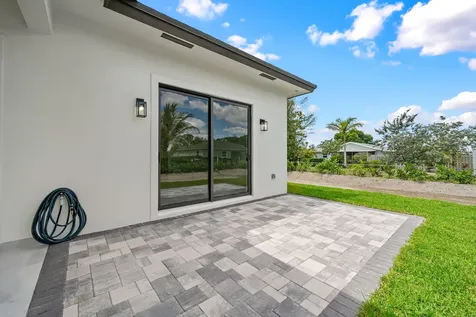 15449 Los Angeles Drive Loxahatchee Groves FL 33470