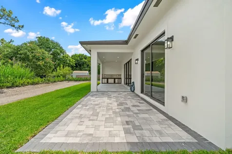 15449 Los Angeles Drive Loxahatchee Groves FL 33470
