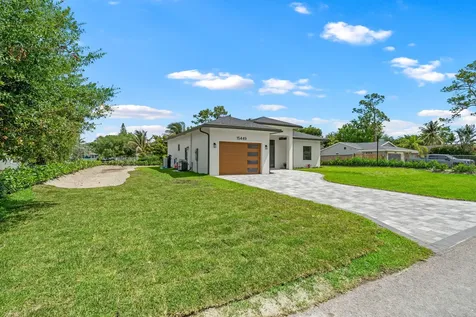 15449 Los Angeles Drive Loxahatchee Groves FL 33470
