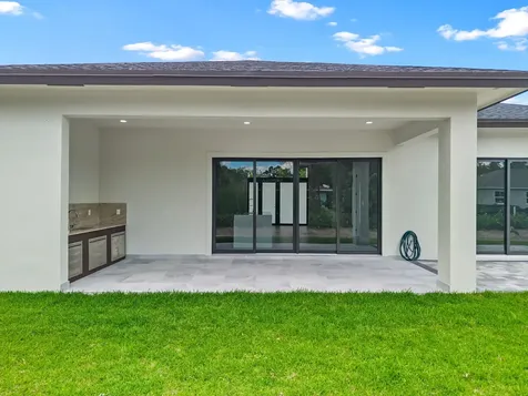 15449 Los Angeles Drive Loxahatchee Groves FL 33470