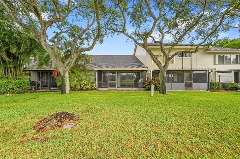 7428 S Pinewalk Drive Margate FL 33063