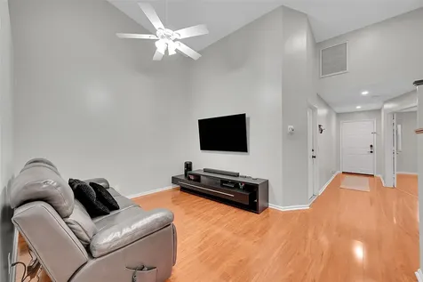 7428 S Pinewalk Drive Margate FL 33063